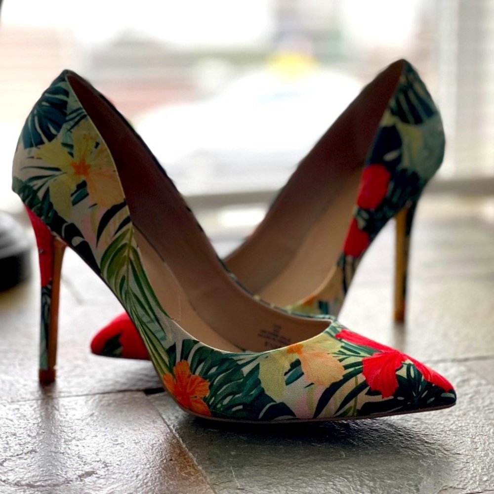 Charles by Charles David 8.5M Pump